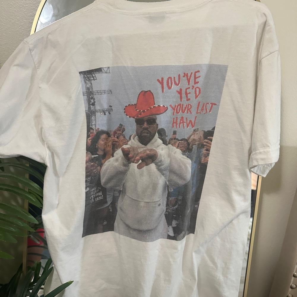 Graphic White T-Shirt